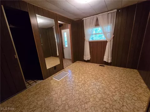 2424 Harbor Ave, Ashtabula, OH 44004 photo 17
