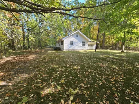 2424 Harbor Ave, Ashtabula, OH 44004 photo 5