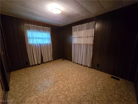 2424 Harbor Ave, Ashtabula, OH 44004 photo 14