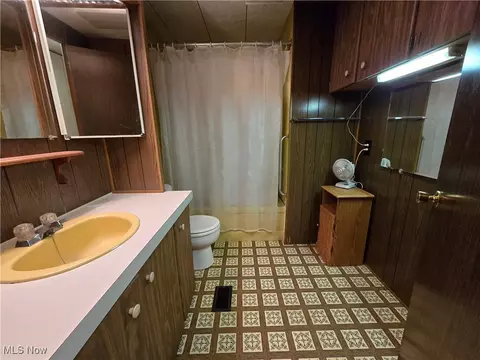 2424 Harbor Ave, Ashtabula, OH 44004 photo 20