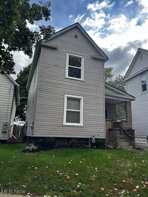 244 Arch St, Akron, OH 44304
