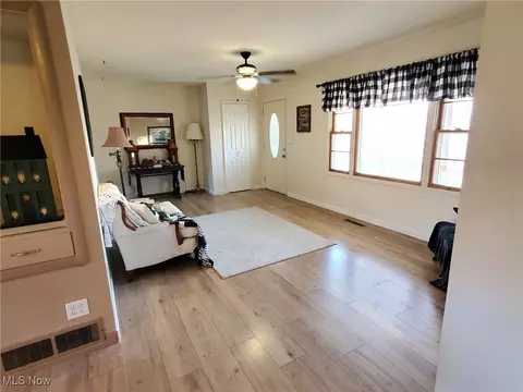 1408 Allen Ave, Ashtabula, OH 44004 photo 15