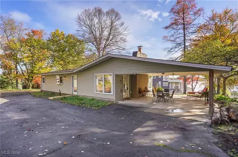 6101 Ridgeview Dr, Hanoverton, OH 44423