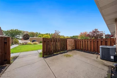 6480 State Rd #F6, Parma, OH 44134 photo 5