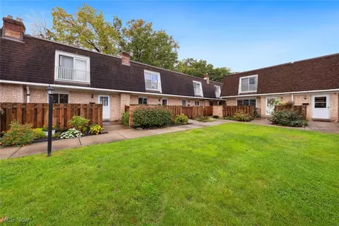 6480 State Rd #F6, Parma, OH 44134 photo 3