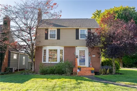 426 31st St NW, Canton, OH 44709