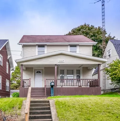 1027 Clarendon Ave SW, Canton, OH 44710