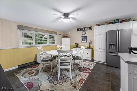 1855 Glenmont Dr NW, Canton, OH 44708 photo 5