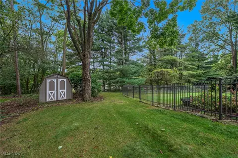 1855 Glenmont Dr NW, Canton, OH 44708 photo 27