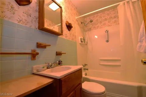 474 W Wilson St, Struthers, OH 44471 photo 10