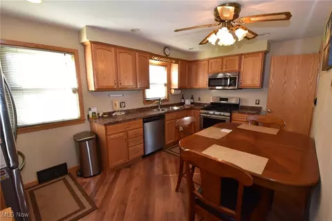 474 W Wilson St, Struthers, OH 44471 photo 6