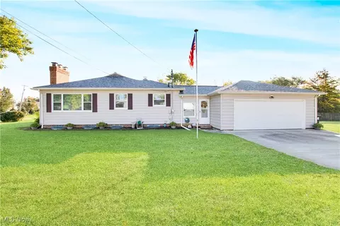 4234 Grafton Rd, Brunswick, OH 44212