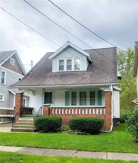 411 W 27th St, Lorain, OH 44055