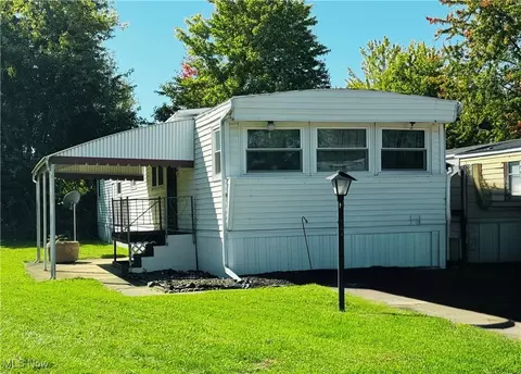1564 Pellinore Ln, Streetsboro, OH 44241