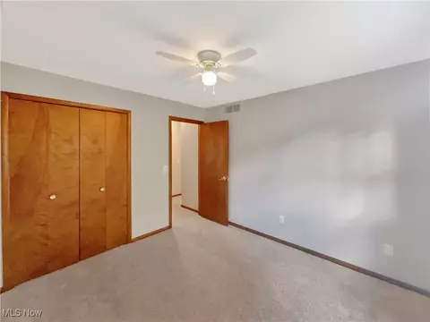 Bedroom - 187 Hemlock Dr, Elyria, OH 44035 photo 4 of 5