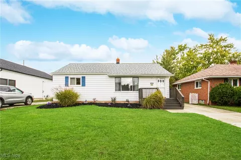 15501 Greendale Rd, Maple Heights, OH 44137 photo 22