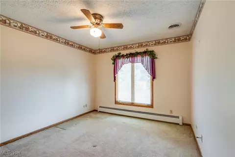 Bedroom - 1038 Killinger Rd, Clinton, OH 44216 photo 3 of 6