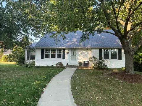 1618 Myers Dr, Wooster, OH 44691