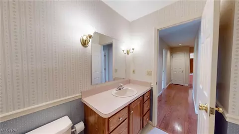 30102 Rickey Ln, Wickliffe, OH 44092 photo 28