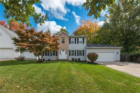 2705 Glenbury Ln, Willoughby, OH 44094