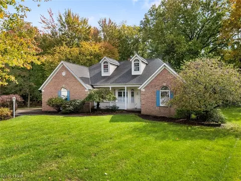 4441 Pembrooke Ct, Stow, OH 44224
