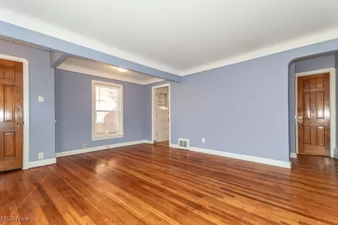 335 E 257th St, Euclid, OH 44132 photo 20