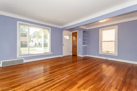 335 E 257th St, Euclid, OH 44132 photo 19