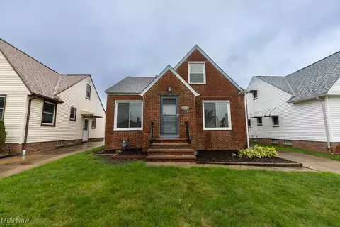 4214 Dawnshire Dr, Parma, OH 44134