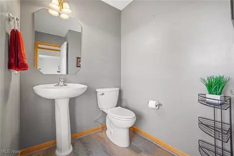 3104 Wickford Ave NW, Canton, OH 44708 photo 21