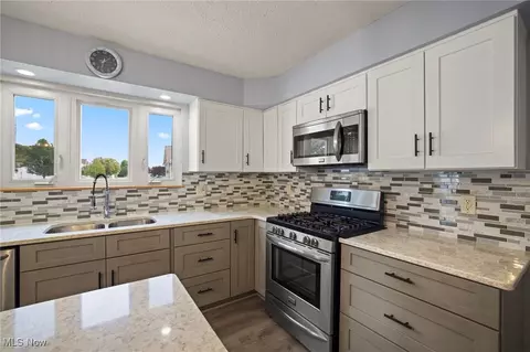 3104 Wickford Ave NW, Canton, OH 44708 photo 14