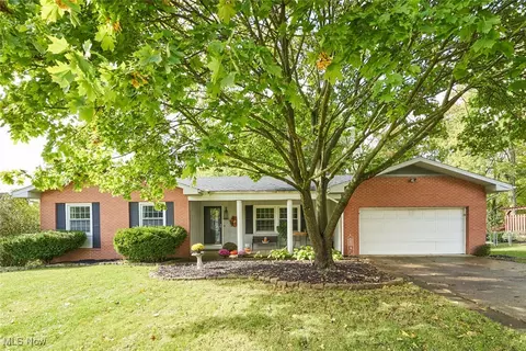692 N Revere Rd, Akron, OH 44333
