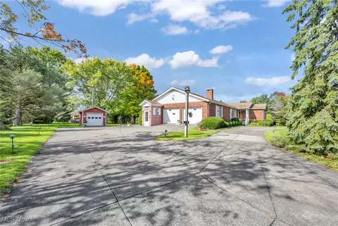 9184 Zimmerman Rd, Homerville, OH 44235