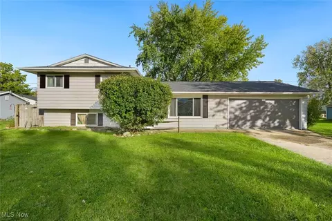 649 Grantwood Ave, Sheffield Lake, OH 44054