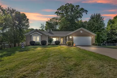 29 Parker Ln, Tallmadge, OH 44278