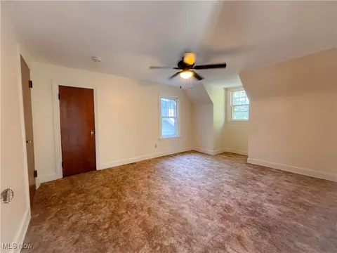 1015 E 4th St, Salem, OH 44460 photo 11