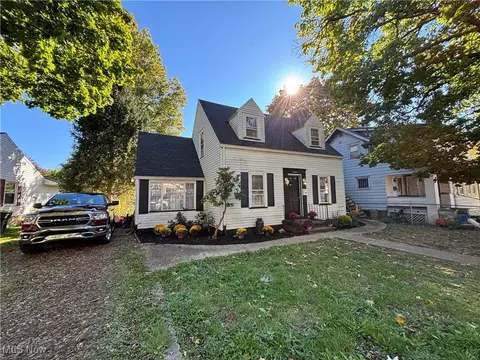 1015 E 4th St, Salem, OH 44460