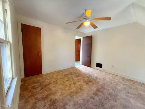1015 E 4th St, Salem, OH 44460 photo 14