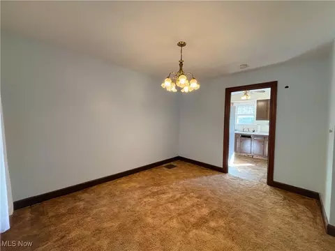 1015 E 4th St, Salem, OH 44460 photo 7