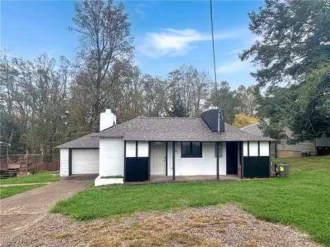 244 Chapel Rd, Wheeling, WV 26003 photo 1