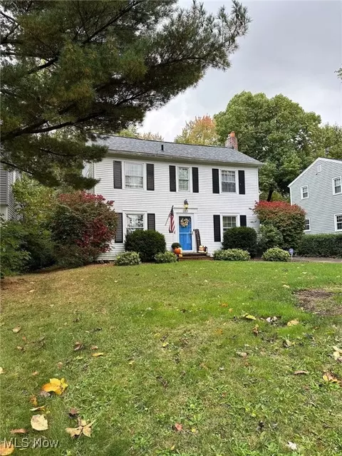 333 Castle Blvd, Akron, OH 44313