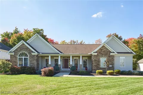 8154 Humphrey Hill Dr, Concord, OH 44077