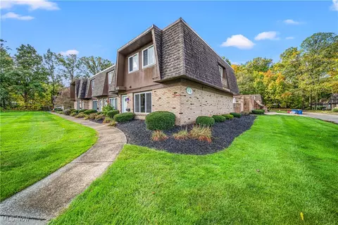 6400 Center St #81, Mentor, OH 44060