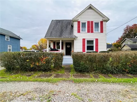 669 Crown Ave, Ravenna, OH 44266