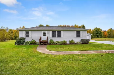 5710 Callahan Rd, Rome, OH 44085