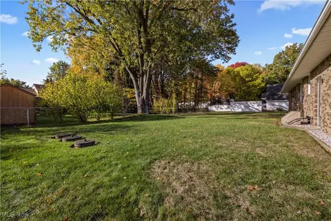 41887 Earlene Ct, Elyria, OH 44035 photo 35