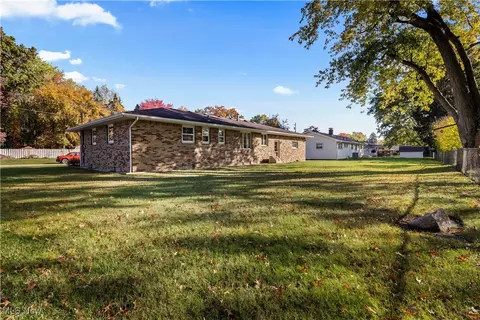 41887 Earlene Ct, Elyria, OH 44035 photo 32