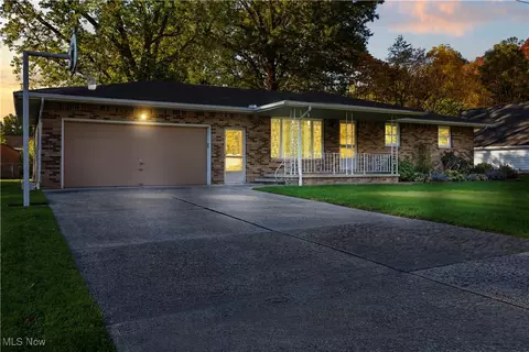 41887 Earlene Ct, Elyria, OH 44035 photo 2