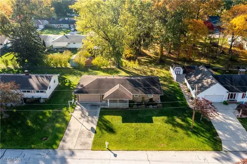 41887 Earlene Ct, Elyria, OH 44035 photo 37