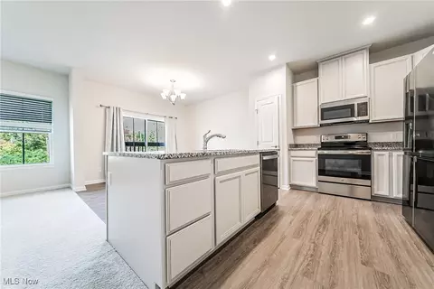 281 Pine, Peninsula, OH 44264 photo 9