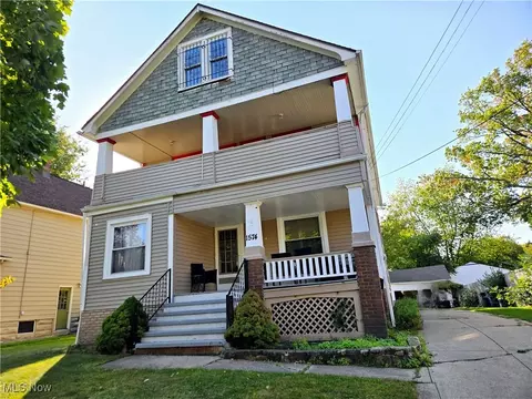 1574 Lakewood Ave, Lakewood, OH 44107